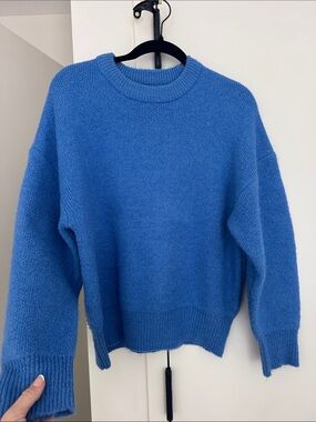 Oak & Fort Blue Women's Cozy Crewneck Sweater